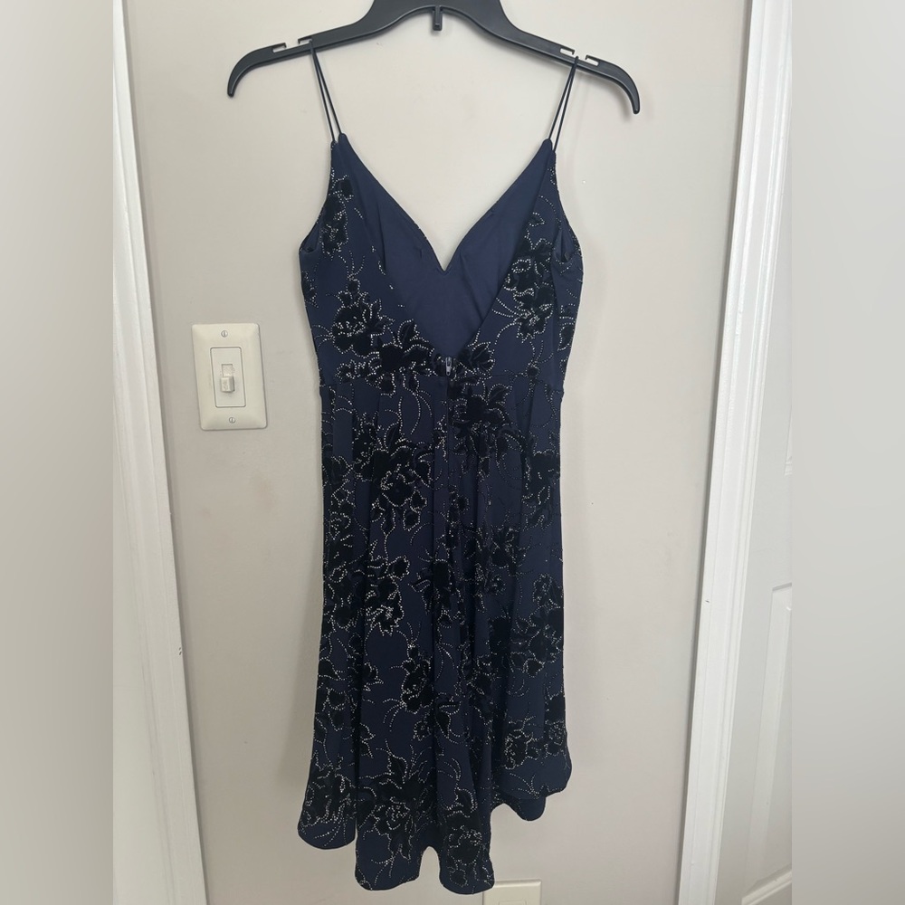 Formal Dress - Picture 3 of 4